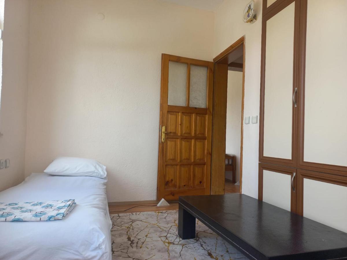 Adventurous Local Hostel เฟทิเย ภายนอก รูปภาพ