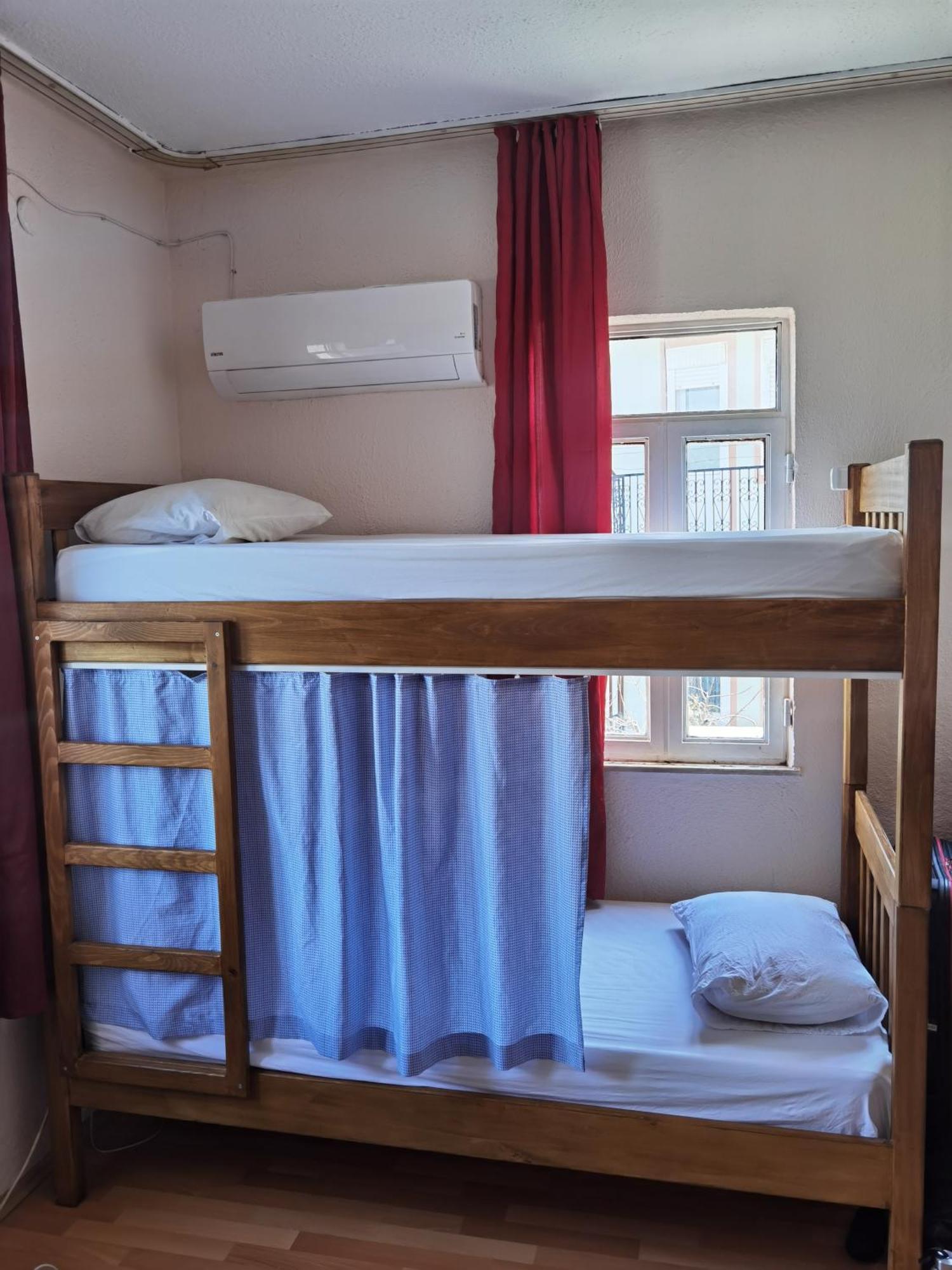 Adventurous Local Hostel เฟทิเย ภายนอก รูปภาพ