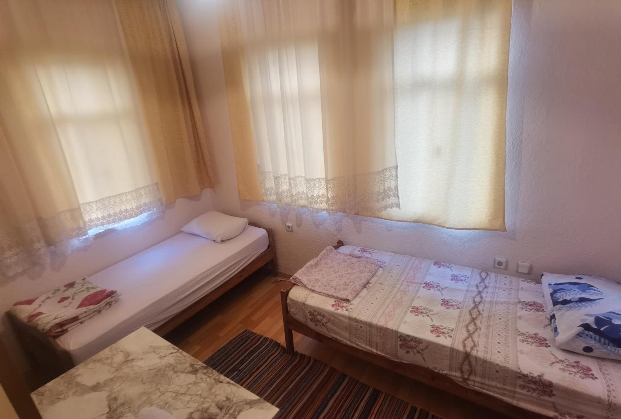 Adventurous Local Hostel เฟทิเย ภายนอก รูปภาพ